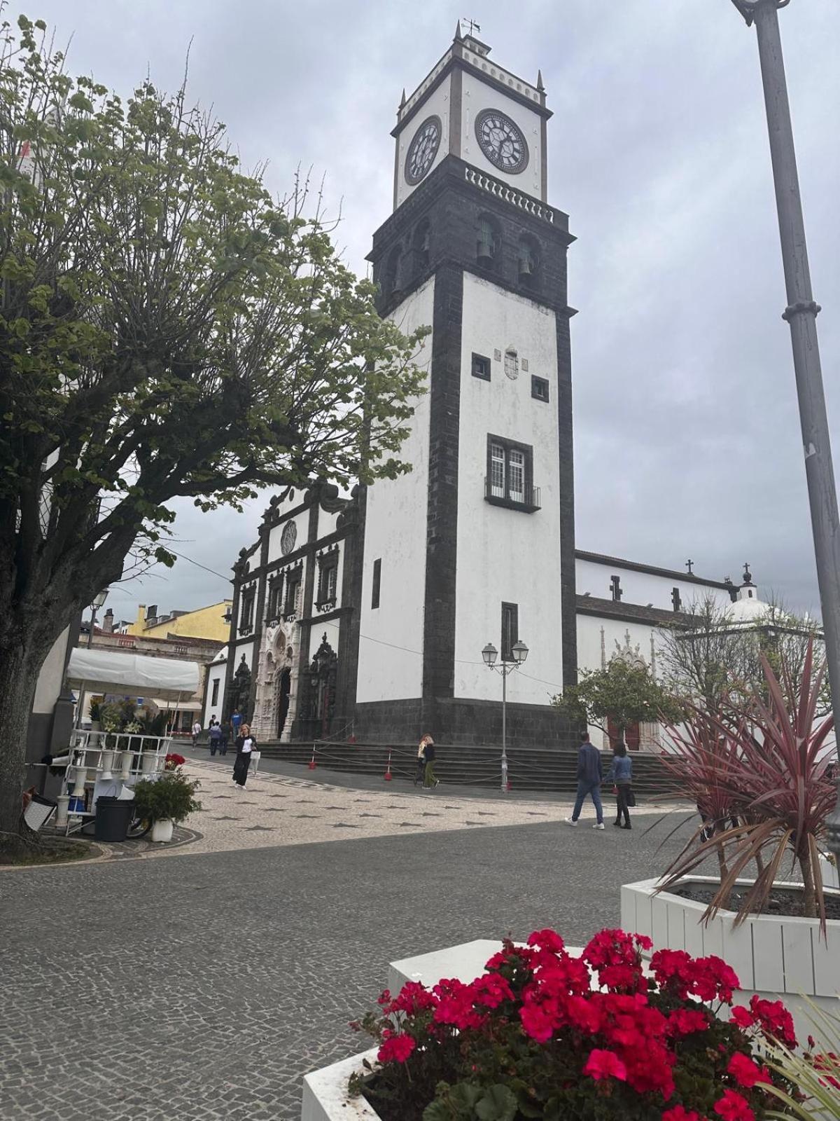 Ponta Delgada Azor International Apartment II מראה חיצוני תמונה
